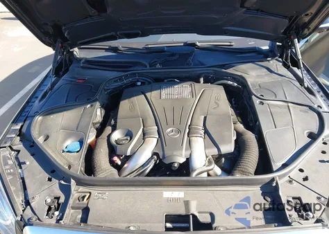 2015 Mercedes-Benz S 550 z USA, uszkodzony, nr VIN WDDUG8CBXFA196384